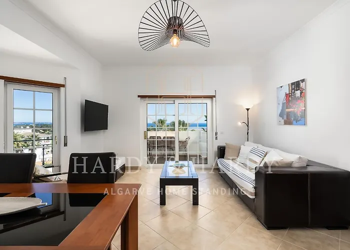 H&H - Rare Amazing Apartment With Panoramic Sea Views Near To Meia Praia Beach & Lagos Center