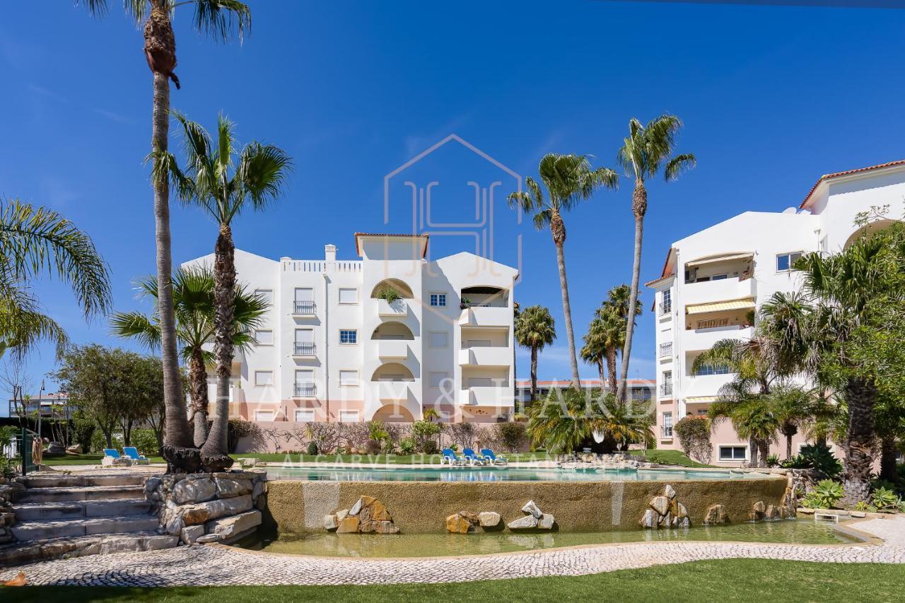 Apartment H&h - Rare Amazing With Panoramic Sea Views Near To Meia & Center